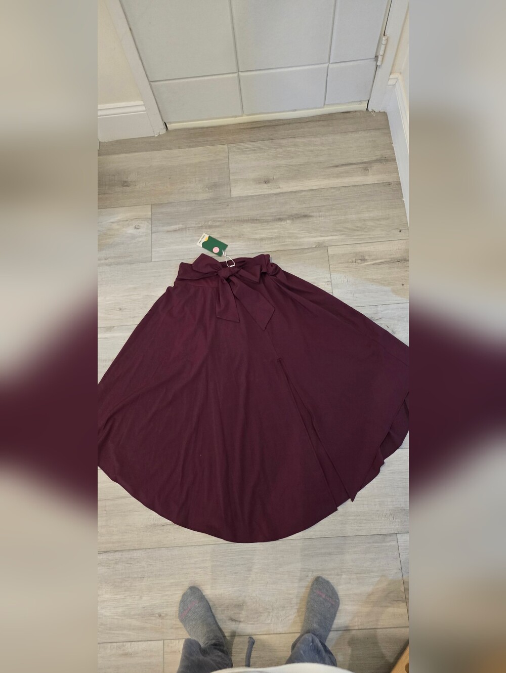 Breezeful High Waisted Tie Side 2-in-1 Curved Hem Flowy Quick Dry Midi Skirt - Picture 8 of 13